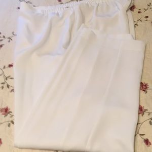 No name white slacks